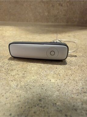 *PARTS OR REPAIR* Plantronics Marque 2 M165 Mobile Wireless Bluetooth Headset